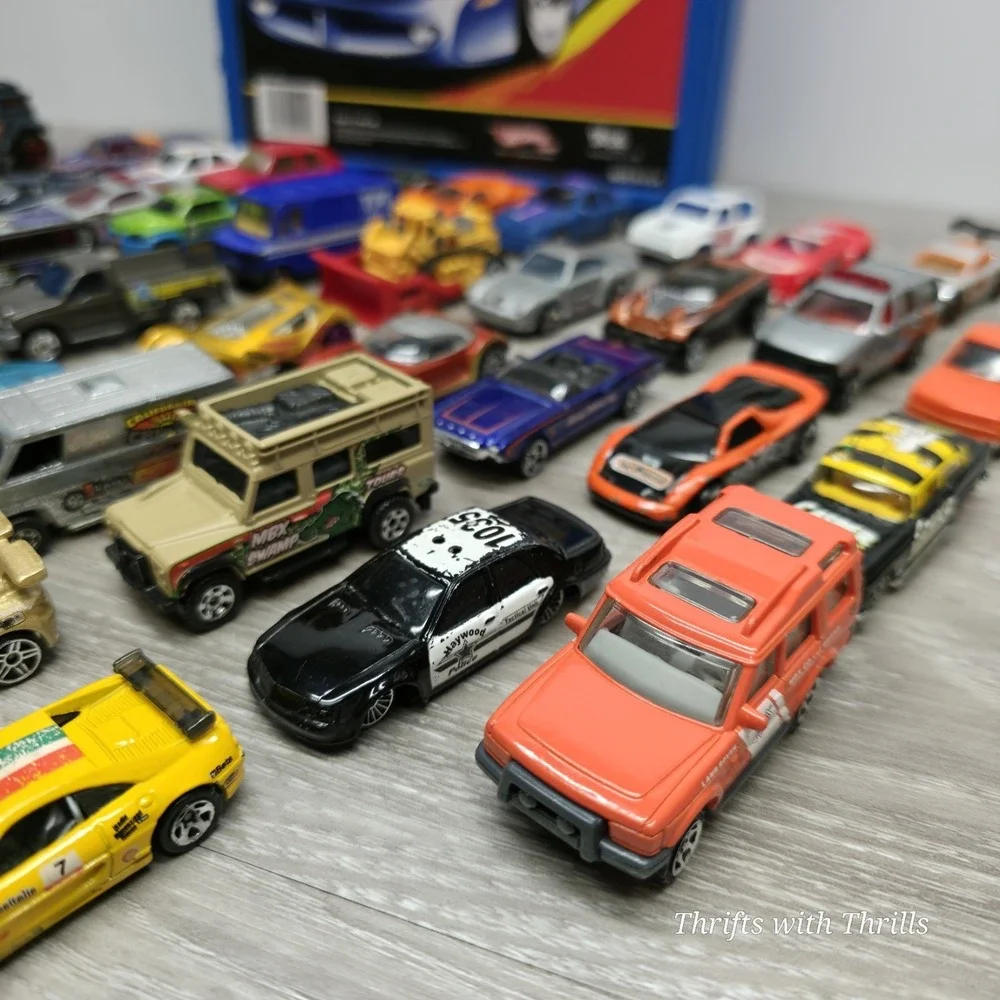 Hotwheels 48 Car Carry Case Style No. 20020 -‎ Full 48+ Cars Mixed Brands/Years
